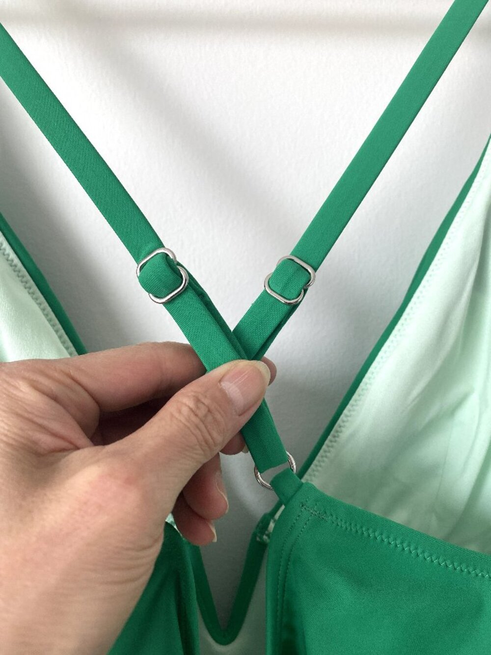 Cupshe Swimsuit Size L Sexy Shaping Emerald Greed V-Neckline Beach Vacation NWT - Picture 4 of 12